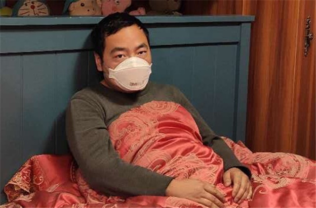 【高光“疫”事】感染不敢回家、排隊(duì)等床位、開水兌米飯—— 趙東：帶著希望和愛 戰(zhàn)斗在春天里